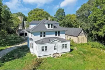 W188N12403  Maple Rd, Germantown, WI 53076 - Photo 1