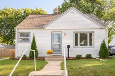 6503 W Fremont Pl, Milwaukee, WI 53219 - Photo 1