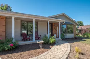 723 Willow Ct, Port Washington, WI 53074 - Photo 1