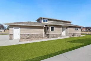1200 Sween Dr, Holmen, WI 54636 - Photo 1