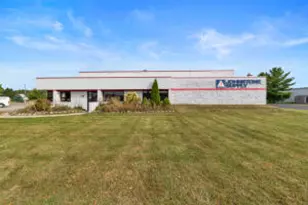 2504 Norwood Ct, Racine, WI 53403 - Photo 1