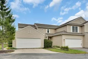 1400 Hunters Ridge Dr, Genoa City, WI 53128 - Photo 1