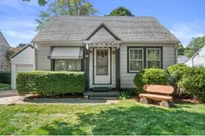 739 N 115th St, Wauwatosa, WI 53226 - Photo 1