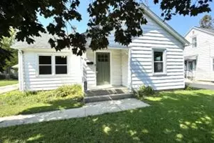 1362 Vine St, Racine, WI 53182 - Photo 1