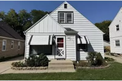 2355 S 82nd St, West Allis, WI 53219 - Photo 1
