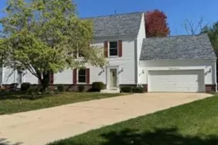W199N11276 Rosewood Ct, Germantown, WI 53022 - Photo 1