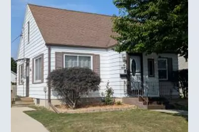 1914 N 18th St, Sheboygan, WI 53081 - Photo 1