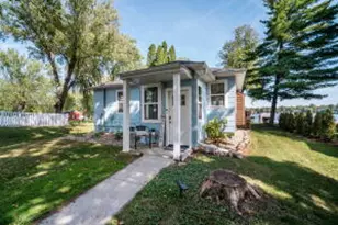 5112 Wickert Dr, West Bend, WI 53095 - Photo 1