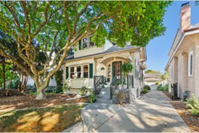 4056 N Farwell Ave, Shorewood, WI 53211 - Photo 1