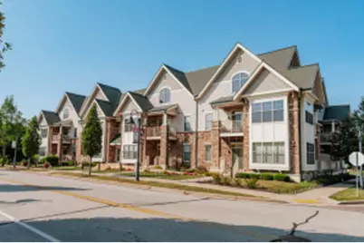 14900 W Wilbur Dr, New Berlin, WI 53151 - Photo 1