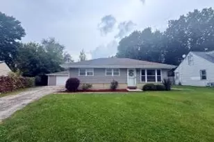 7156 Cliffside Dr, Racine, WI 53402 - Photo 1