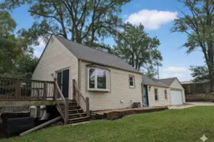 1421 S 168th St, New Berlin, WI 53151 - Photo 1