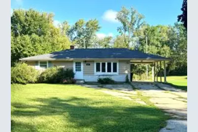 406  Oakhurst Ave, Racine, WI 53182 - Photo 1