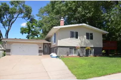 1217  Wilson St, Onalaska, WI 54650 - Photo 1