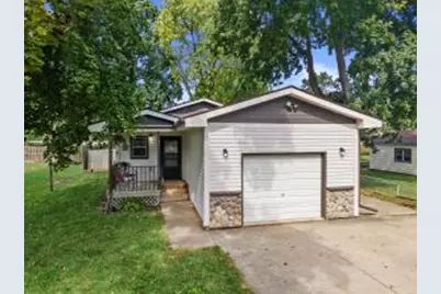 34828  Parkway Dr, Summit, WI 53066 - Photo 1