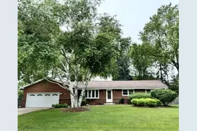 6415 N Atwahl Dr, Glendale, WI 53209 - Photo 1