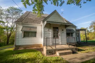 380 E Wi 33 Hwy, Newburg, WI 53095 - Photo 1