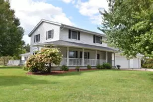 W237S6815 Fernwood Dr, Vernon, WI 53189 - Photo 1