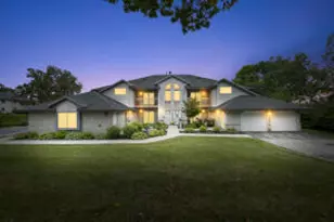 9448 W Loomis Rd, Franklin, WI 53132 - Photo 1