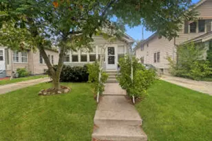 1013 S 25th St, Manitowoc, WI 54220 - Photo 1