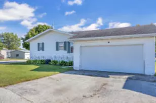 3507 Stone Dr, Sheboygan, WI 53083 - Photo 1