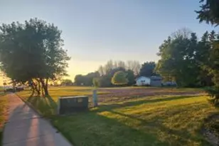 1711 S 35th St, Manitowoc, WI 54220 - Photo 1