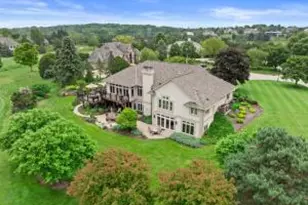 1800 Balsam Ct, Hartland, WI 53029 - Photo 1