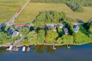 7914 Fox River Rd, Racine, WI 53185 - Photo 1