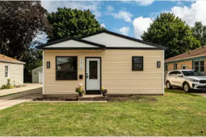 2415  Monroe Ave, Racine, WI 53405 - Photo 1