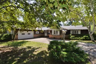 309 E Point View Dr, Racine, WI 53402 - Photo 1