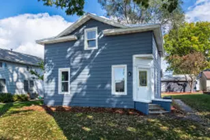 1912 Liberty St, La Crosse, WI 54603 - Photo 1