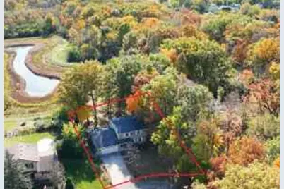 3321 W Minnesota Ave, Franklin, WI 53132 - Photo 1