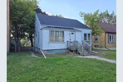 4715 N 42nd St, Milwaukee, WI 53209 - Photo 1