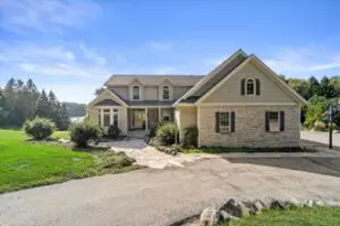 N5463 Stonehedge Ln, Fredonia, WI 53021 - Photo 1