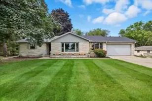 W230S2425 Morningside Dr, Waukesha, WI 53186 - Photo 1