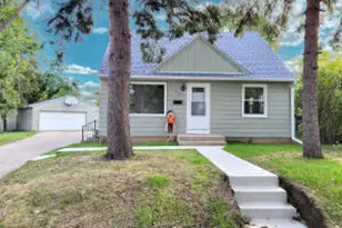 6147 W Stack Ct, Milwaukee, WI 53219 - Photo 1