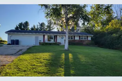 612  Lake St, Cascade, WI 53011 - Photo 1