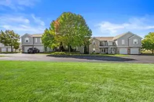 1208 N Sunnyslope Dr, Racine, WI 53406 - Photo 1