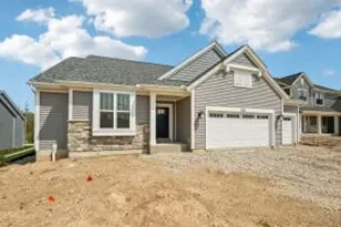 N174W20624 Laurel Springs Cir, Jackson, WI 53037 - Photo 1