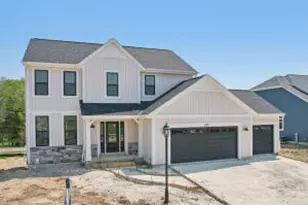 N174W20608 Laurel Springs Cir, Jackson, WI 53037 - Photo 1