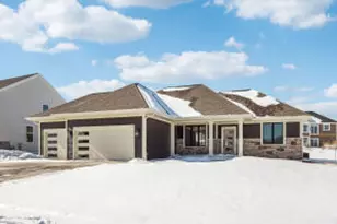 755 Kohlwey Dr, Grafton, WI 53024 - Photo 1