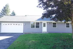 105 Douglas Ct, Saint Nazianz, WI 54232 - Photo 1