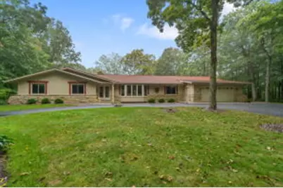 280  Nob Hill Dr, Richfield, WI 53017 - Photo 1