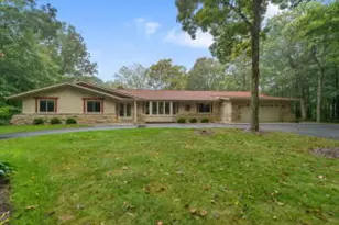 280 Nob Hill Dr, Richfield, WI 53017 - Photo 1