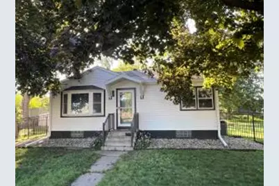 2218  15th St, La Crosse, WI 54601 - Photo 1