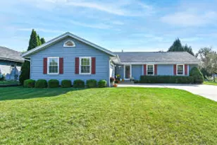 8200 S Wildwood Dr, Oak Creek, WI 53154 - Photo 1