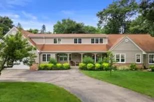 955 Edwards St, Brookfield, WI 53005 - Photo 1