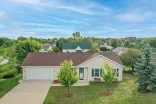 532 Tomahawk Dr, Twin Lakes, WI 53181 - Photo 1