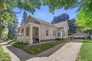 1324 Villa St, Racine, WI 53403 - Photo 1