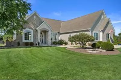 W275N8489  Twin Pine Cir, Lisbon, WI 53029 - Photo 1